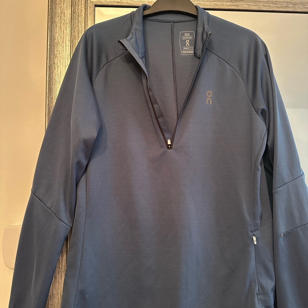 On Running Women’s Blue Climate Shirt